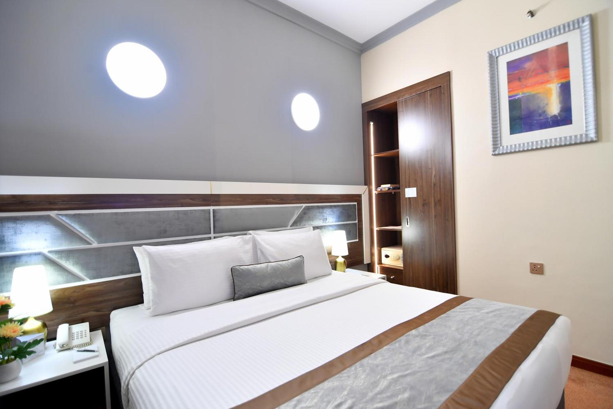 Nejoum Al Emarat Hotel Sardzsa Kültér fotó